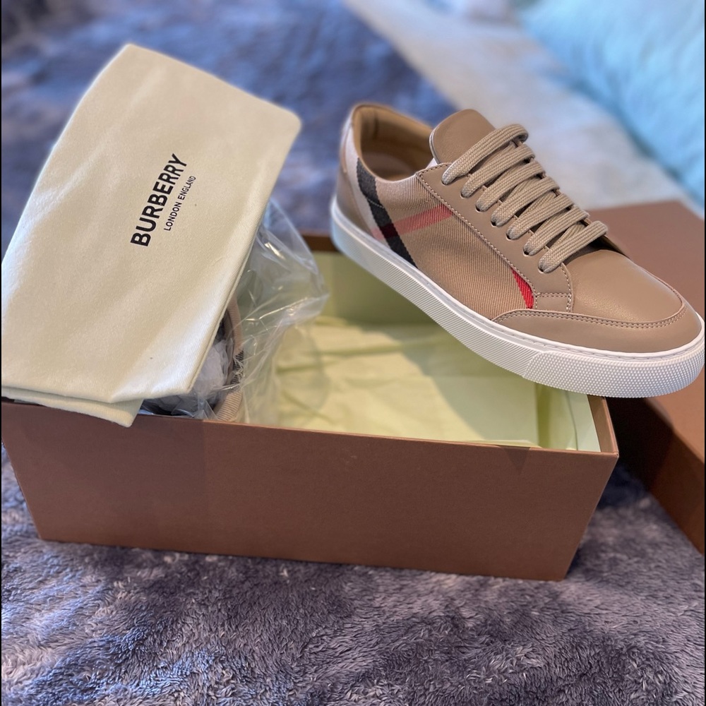 BURBERRY Checkered Leather Sneakers - Picture 2 of 6